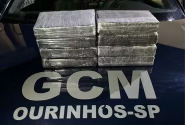 Passageiros são presos com cocaína escondida em banco de ônibus em Ourinhos