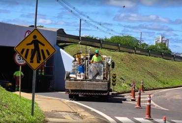 SP-255 tem passagem interditada para obras de reparo estrutural em Avaré; confira rota alternativa