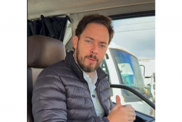 Prefeitura de Taquarituba adquire caminhão basculante para reforçar serviços públicos