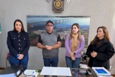 Famílias do Bairro Benato recebem regularização fundiária após mais de 20 anos de espera