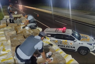 Homem é preso após ser flagrado com caixas de celulares em Santa Cruz do Rio Pardo