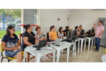 Conselheiras tutelares participam de capacitação técnica em Avaré