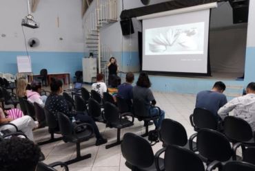 Taguaienses participam de oficina de fotografia