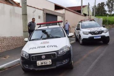 POLÍCIA PRENDE CASAL COM 10 QUILOS DE MACONHA EM FARTURA