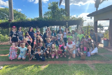 Step by Step encerra ano letivo com projetos, integração e conquistas no ensino de inglês em Fartura