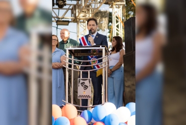 Desfile Cívico marca celebração dos 140 anos de  Taquarituba com participação de escolas e grupos da região