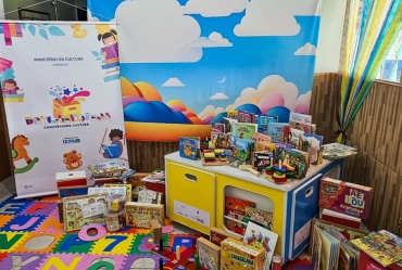 Projeto “Brinquedoteca - Construindo Cultura” incentiva a leitura com atividades lúdicas e doação de brinquedotecas