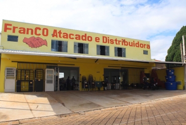 FranCO Atacado e Distribuidora se destaca em Fartura e região