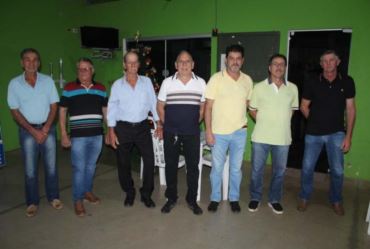 Cooperativa de Suinocultores de Fartura promove confraternização
