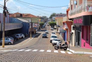 Rua Barão do Rio Branco: Pulso comercial de Fartura e sua evolução ao longo do tempo