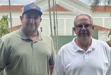Prefeitos de Fartura e Itaporanga se reúnem para discutir o retorno da balsa entre as cidades