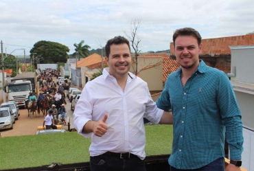 Coronel Macedo celebra 60 anos repleto de música e tradição