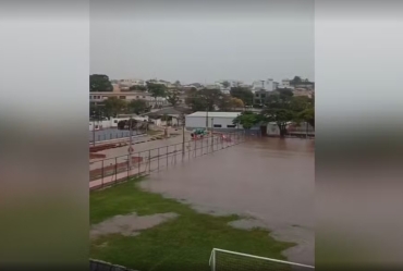 Chuva de granizo cancela show do Tchê Garotos em Itararé: 'foi como uma tijolada no teto', relata vocalista