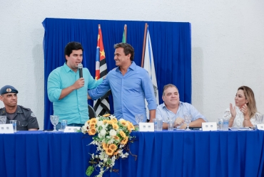 Ministro do Esporte, André Fufuca e deputado federal Maurício Neves anunciam recursos para cidades do Sudoeste do Estado