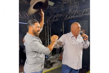 Prefeito João da Tapera e vice Gango  anunciam a volta da festa do peão de Sarutaiá