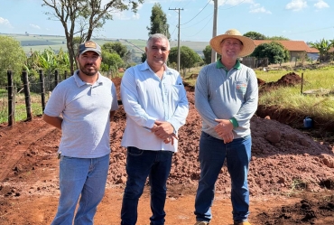 Obras de lajotamento e drenagem em Sarutaiá estão a todo vapor