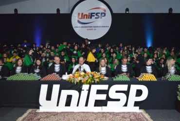 Solenidade de colação de grau da UniFSP é realizada em Avaré 