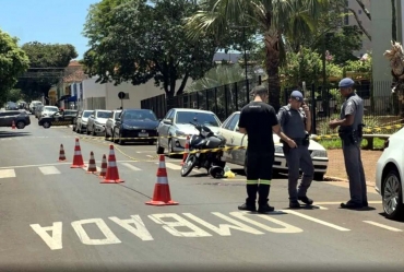 Idoso morre após ser atropelado por moto em avenida de Santa Cruz do Rio Pardo