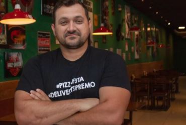Chef de Avaré faz sucesso com pizza frita e inspira empreendedores pelo País