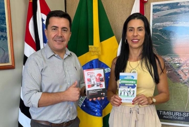 Diretora de Desenvolve São Paulo visita Timburi 
