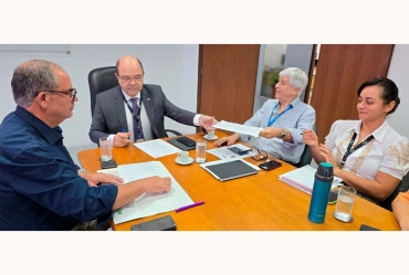  Prefeito de Fartura Marcão do Haras reforça pedido de recapeamento de vicinal no DER