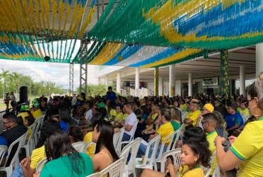 Telões, música ao vivo e praça de alimentação: veja onde assistir à estreia do Brasil na Copa do Mundo