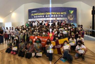 Alunos de Fartura são agraciados com medalhas das Olimpíadas Científicas apoiadas pelo MCTI