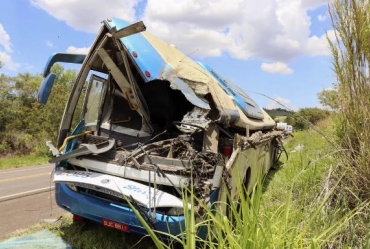 Tragédia em Taguaí: motorista de ônibus que bateu em carreta é condenado por homicídio culposo; 42 pessoas morreram